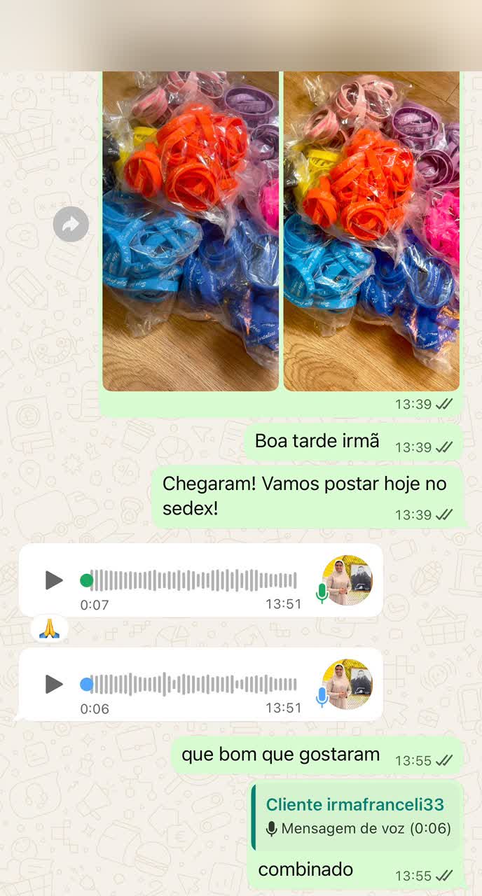 Captura de conversa real de WhatsApp confirmando a entrega de um pedido, com nome e telefone do cliente removidos